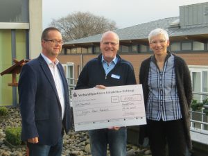 Spende der Firma Robering über 1000 Euro